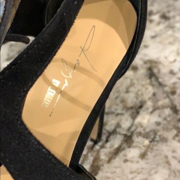 NWT Black pumps - size 10 - Picture 2 of 4